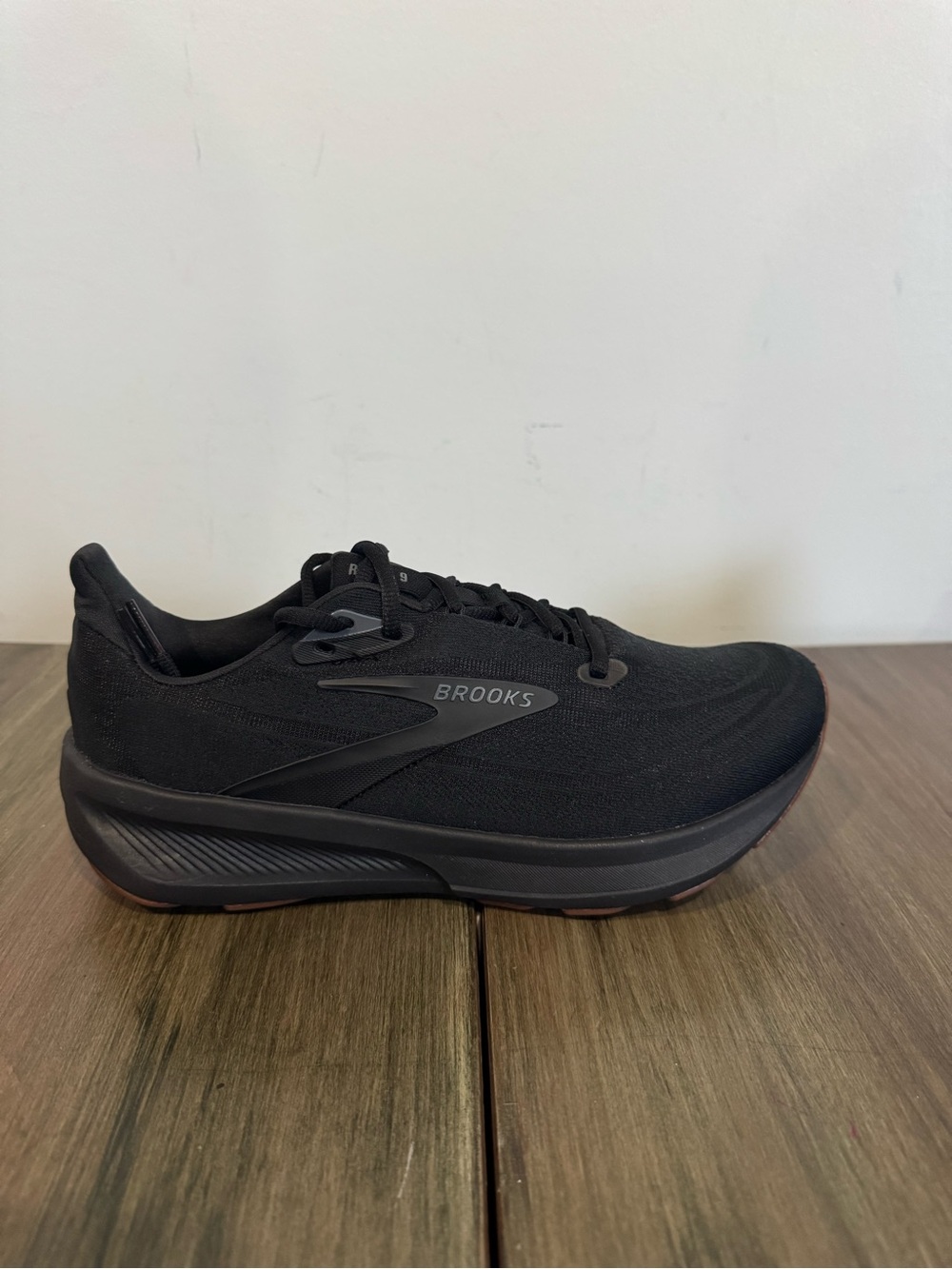 BROOKS REVEL 9 RUN & WALK WOMEN SHOES